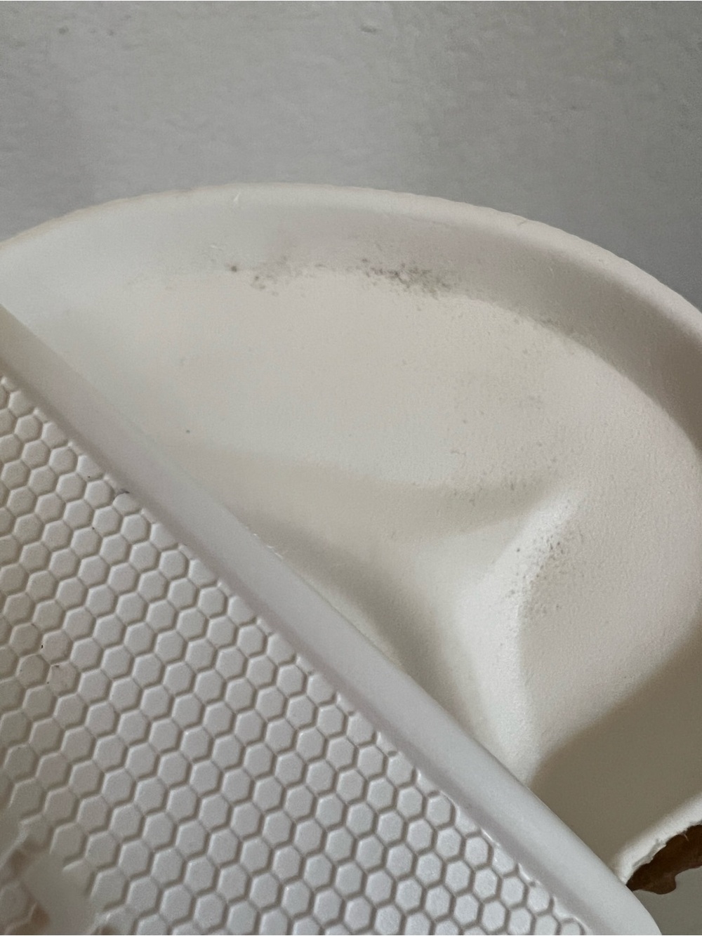 Birkenstock Barbados Essentials
EVA White Slip On Sandals Sz 38 L 7-7.5 M 5-5.5 - Picture 12 of 12